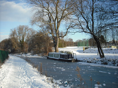 Birmingham University hydrogen powered canal boat on frozen canal